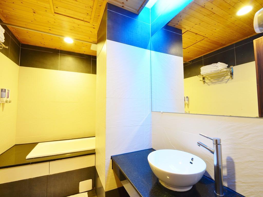 Tranquil Sea Vacation Hotel Kenting Exterior foto