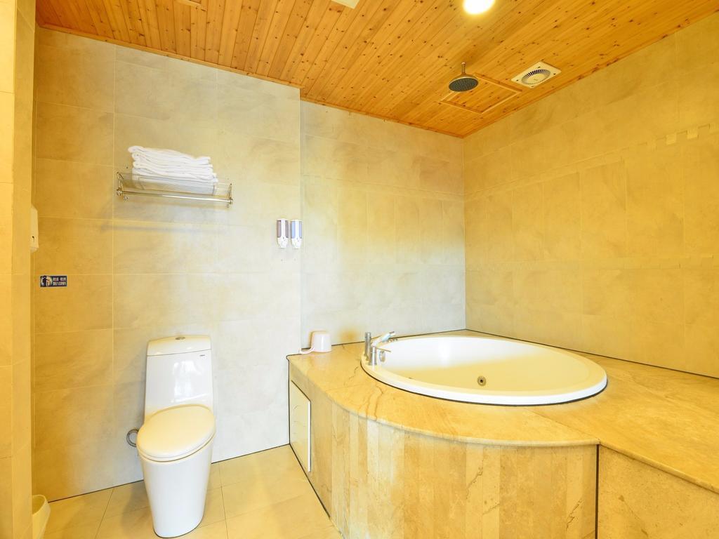 Tranquil Sea Vacation Hotel Kenting Exterior foto