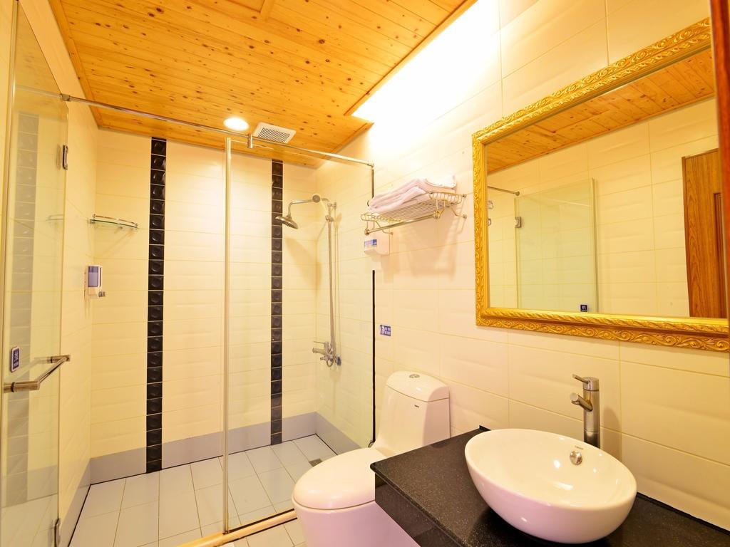 Tranquil Sea Vacation Hotel Kenting Exterior foto